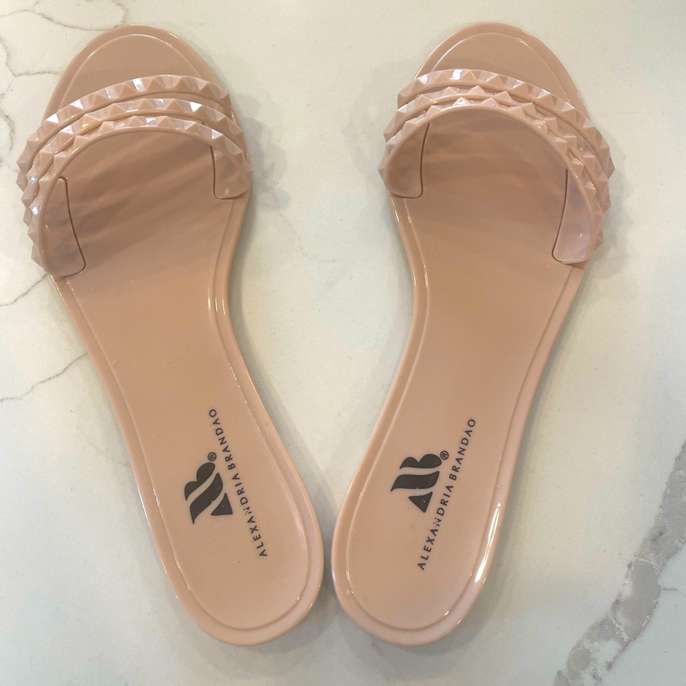 ARIA B SLIDES - WOMEN’S FLAT SLIDE-ON SANDALS IN NUDE.
Used - Picture 4 of 5